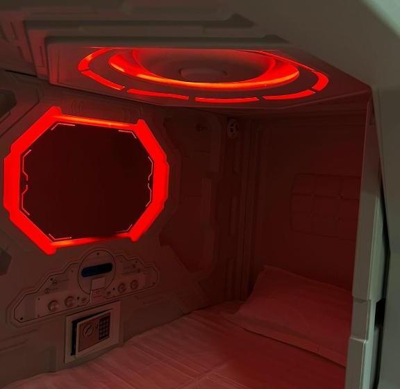 هتل کپسول капсула отель аэропорт актау