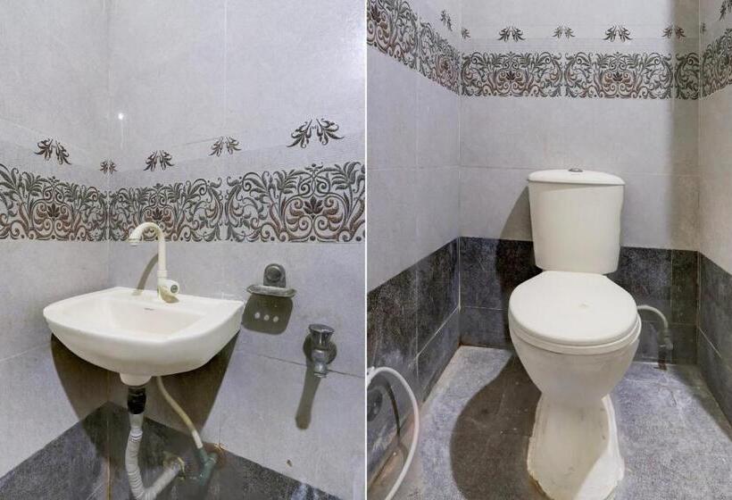 Hotel Oyo Shiva Residency