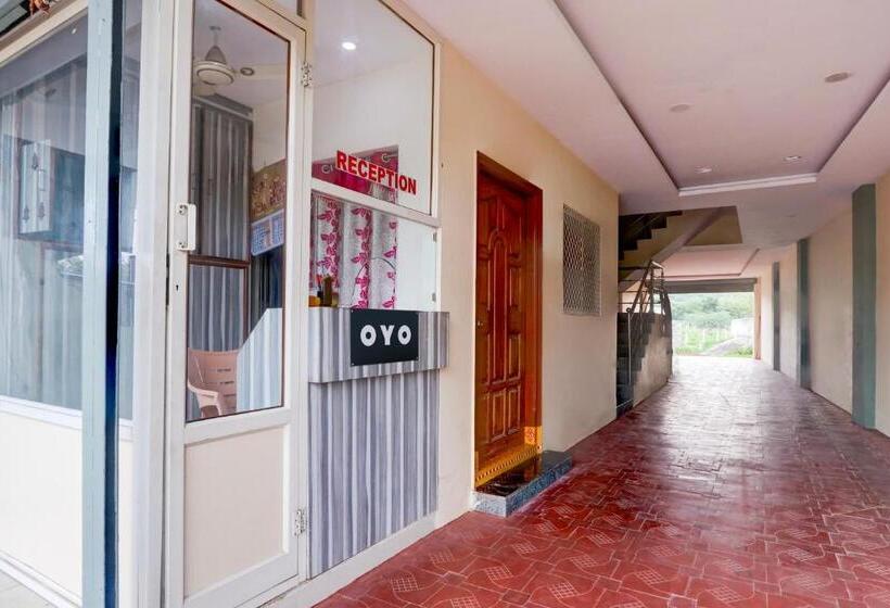 Hotel Oyo Shiva Residency