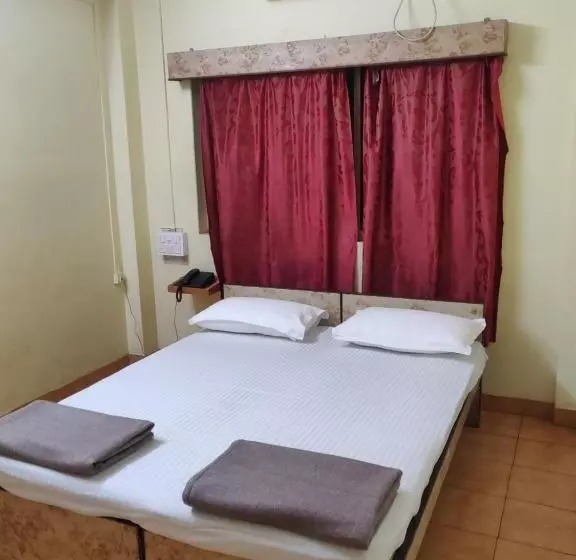 Hotelli Shraddha Lodge