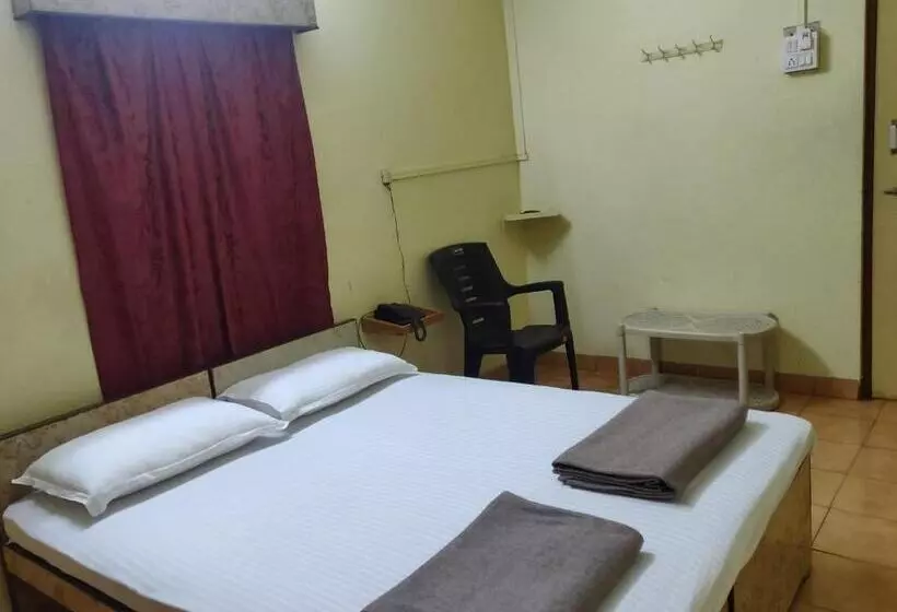 Hotelli Shraddha Lodge