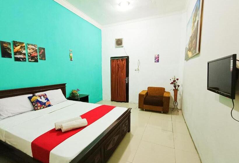 Отель Yutaka Inn Musium Angkut Batu