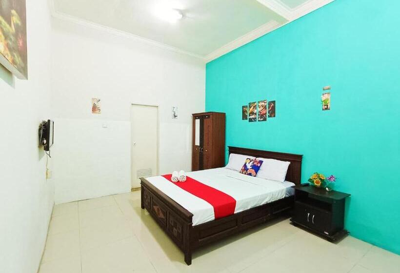 Отель Yutaka Inn Musium Angkut Batu