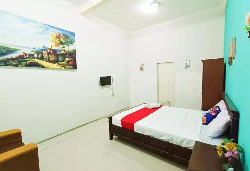 ホテル Yutaka Inn Musium Angkut Batu