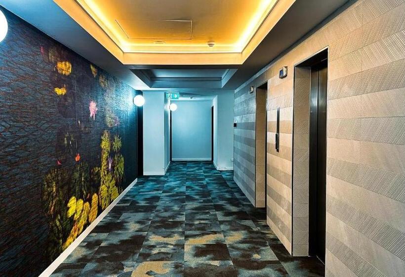 Kumul Hotels Ltd Trading As Holiday Inn