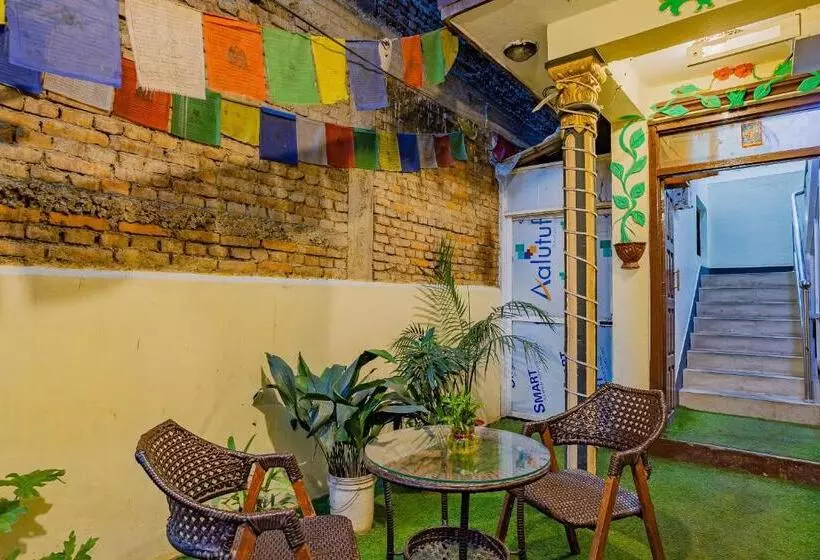 Oyo 821 Hotel Gauri