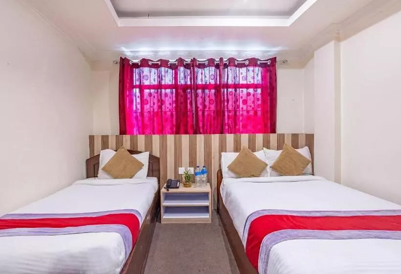 Oyo 821 Hotel Gauri