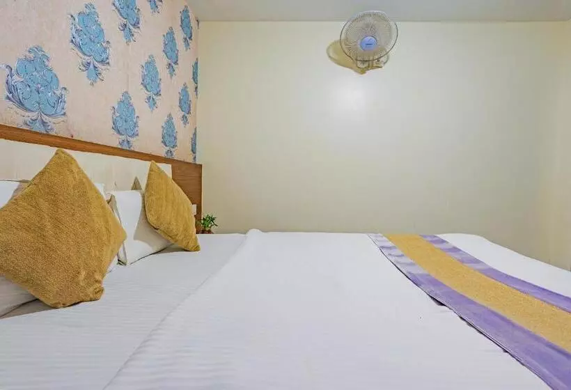 Oyo 821 Hotel Gauri