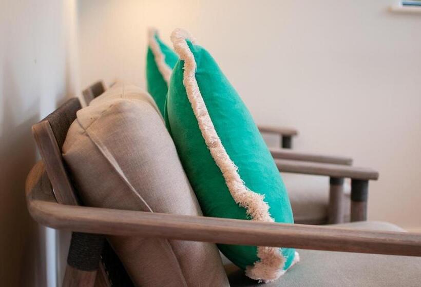 펜션 Bosham Private And Self Contained Double Garden Room