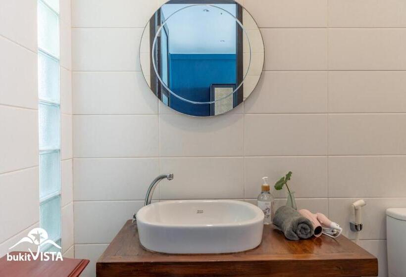 ペンション Casa Kirala By Bukit Vista