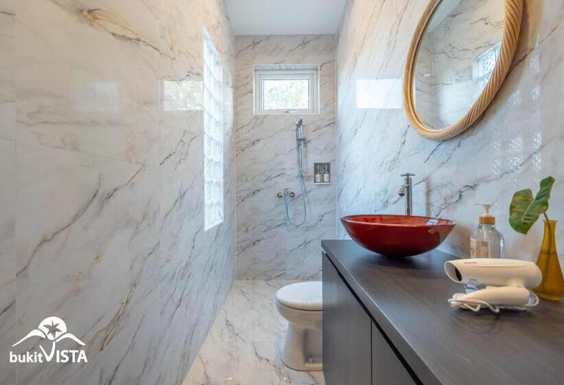 ペンション Casa Kirala By Bukit Vista