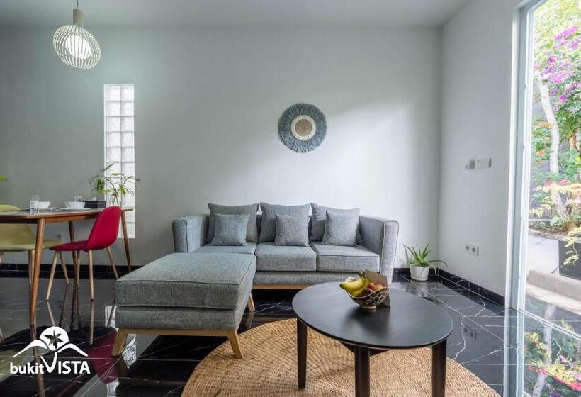 ペンション Casa Kirala By Bukit Vista