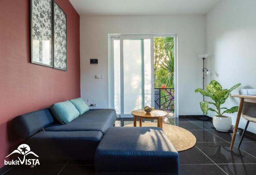 ペンション Casa Kirala By Bukit Vista