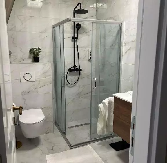 ペンション Face 1 Center Subotica