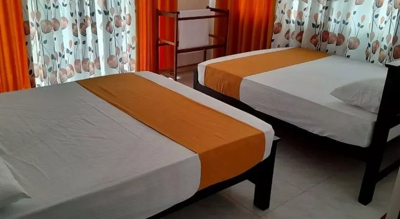 Majatalo Lake Wind Villa Anuradhapura