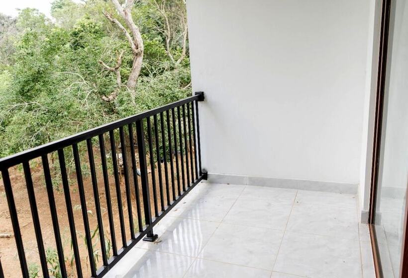 بنسيون Lake Wind Villa Anuradhapura