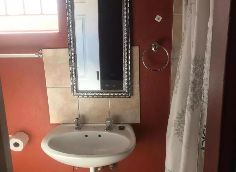 پانسیون Mongilo Guesthouse