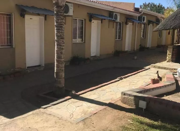 پانسیون Mongilo Guesthouse