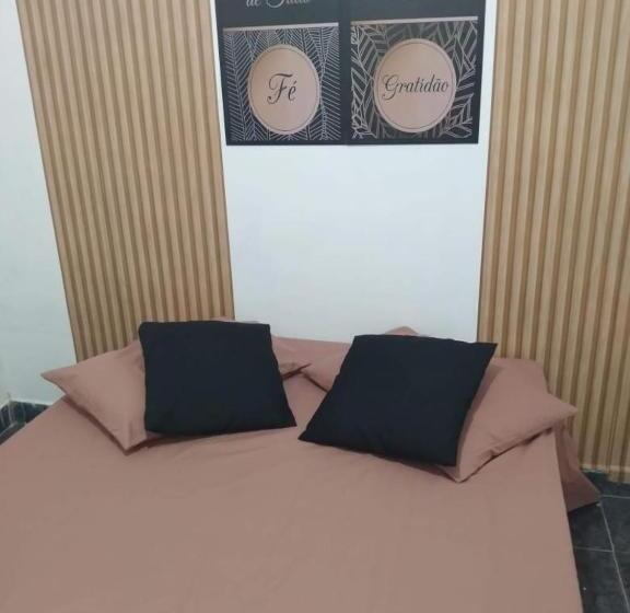 Quarto Casal Com Ar Condicionado