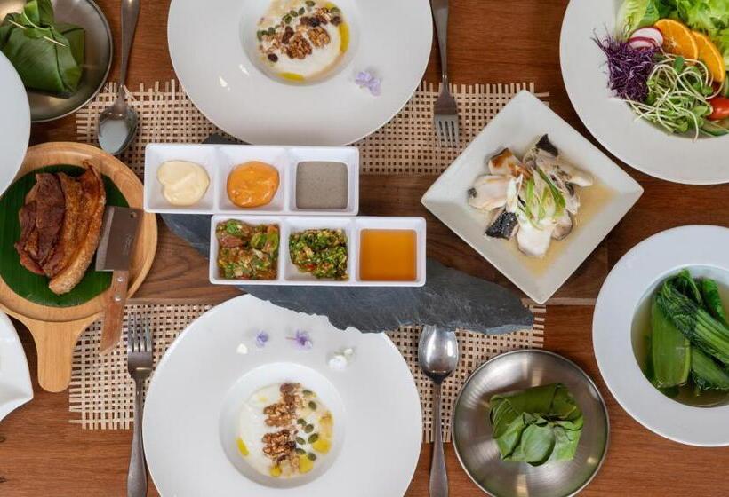 استراحتگاه Bon R Kaad