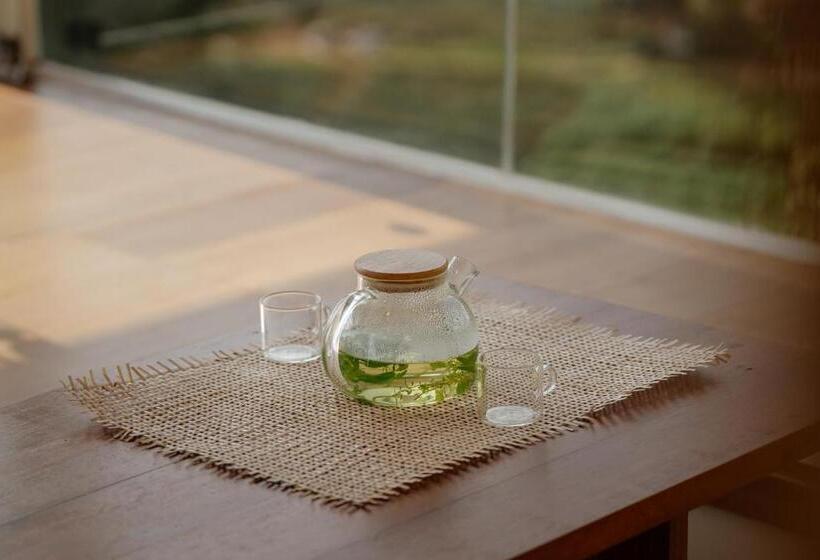 استراحتگاه Bon R Kaad