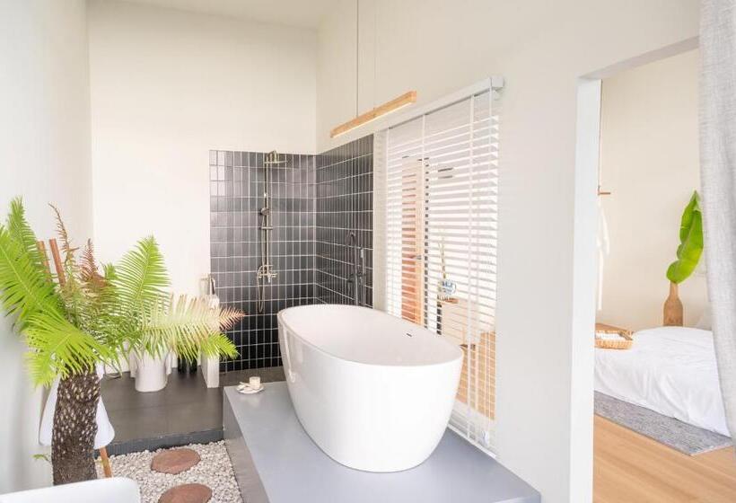 استراحتگاه Bon R Kaad