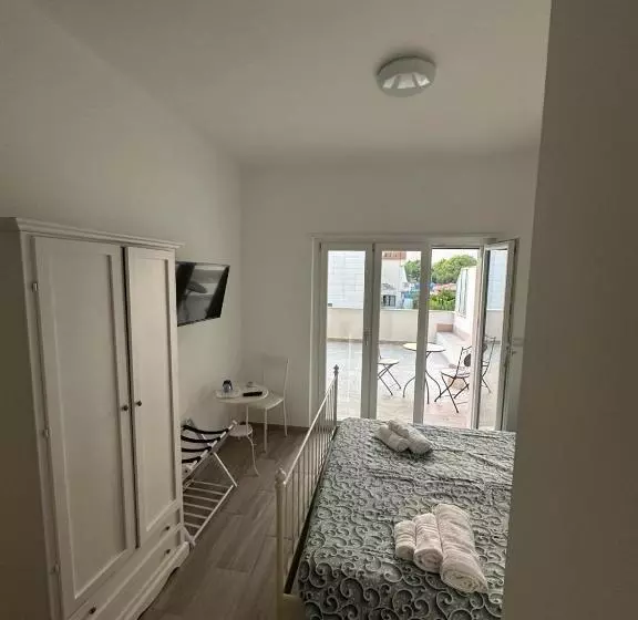 Seaside Bed And Breakfast