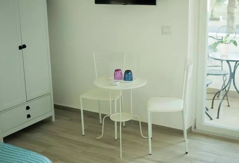 Seaside Bed And Breakfast