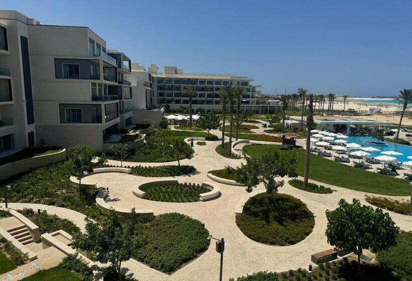 Address Beach Marassi Residence