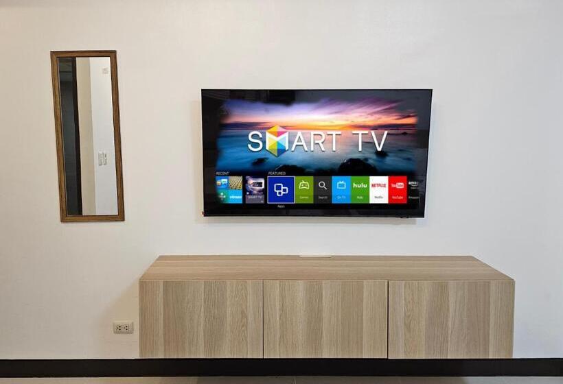 Affordable Condo Suite With 150mbps Wifi And Netflix