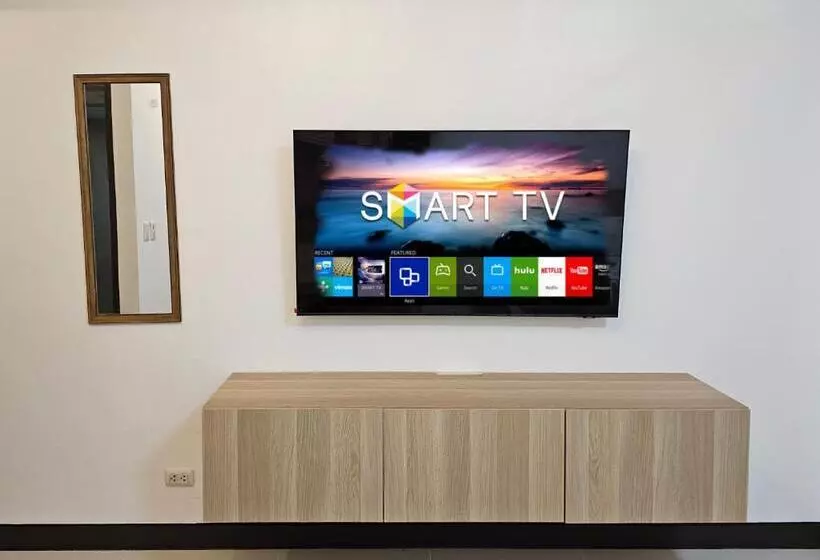 Affordable Condo Suite With 150mbps Wifi And Netflix