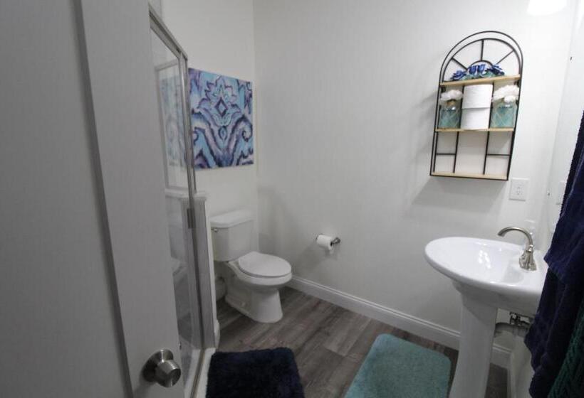 مبيت وإفطار Full House Near Daytona Beach