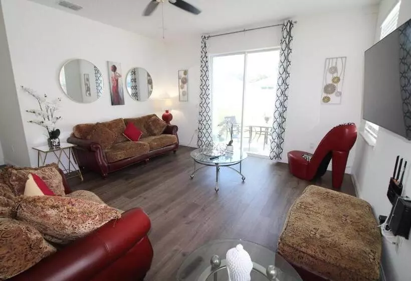 ベッドアンドブレックファースト Full House Near Daytona Beach