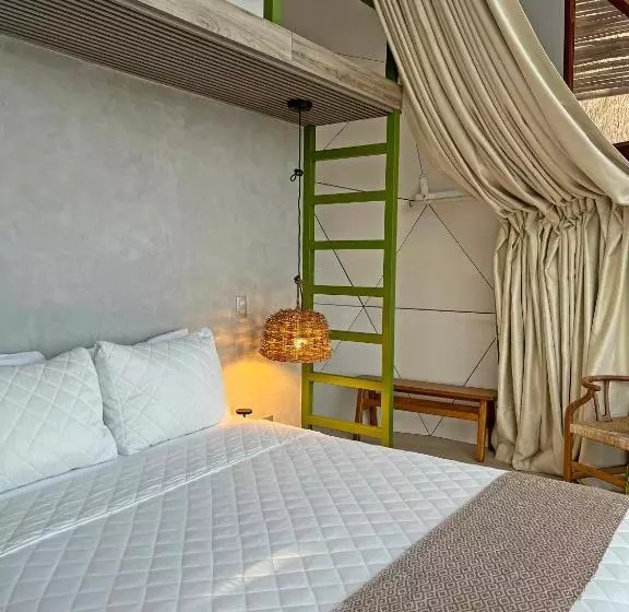 Hotelli Almare Zonte   Beachfront Glamping