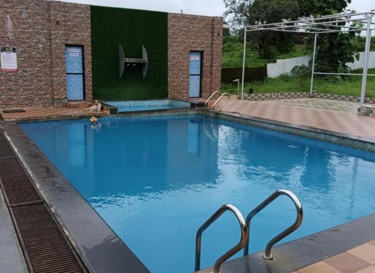 ホテル Kanti Farms Badlapur