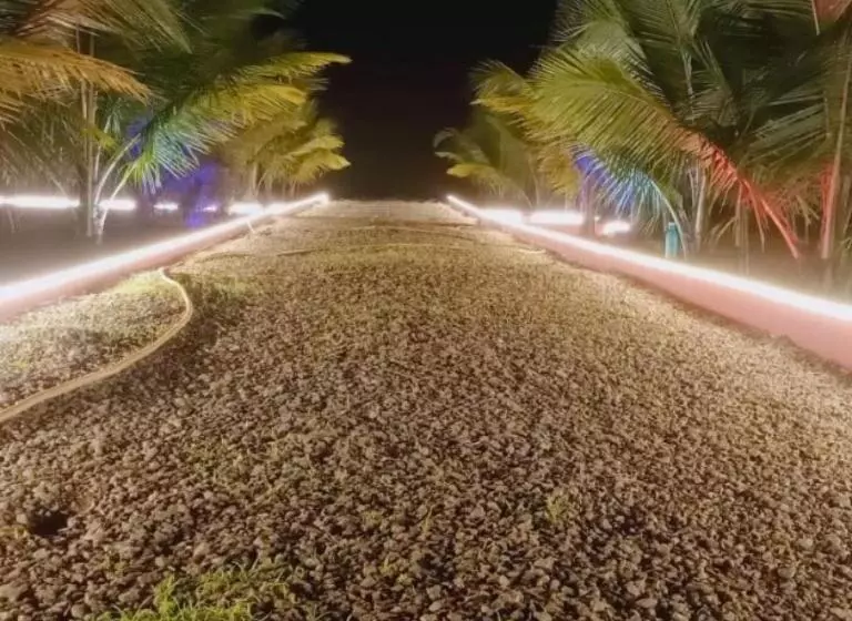 ホテル Kanti Farms Badlapur