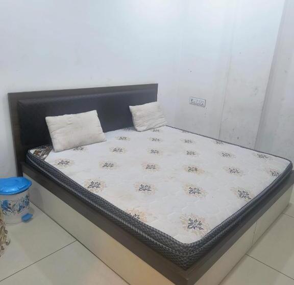 فندق Kuldiya Palace