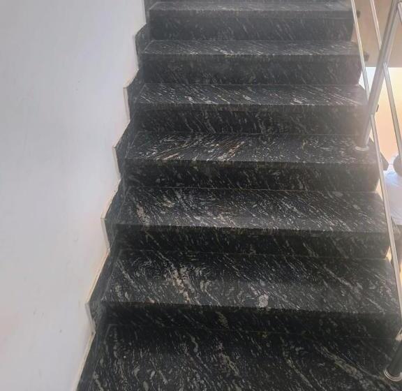 فندق Kuldiya Palace