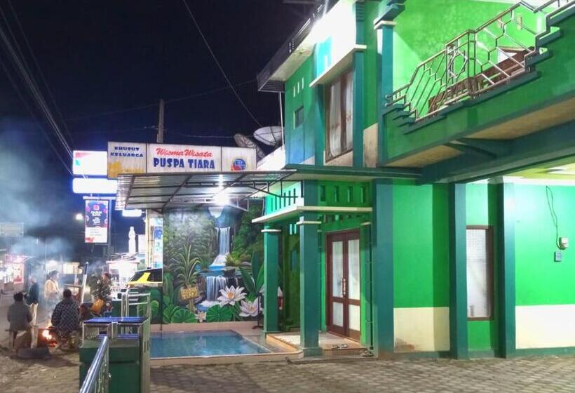 בית מלון כפרי Puspa Tiara Syar I Guci Mitra Reddoorz