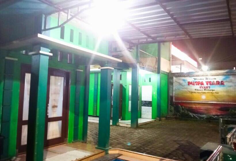 בית מלון כפרי Puspa Tiara Syar I Guci Mitra Reddoorz