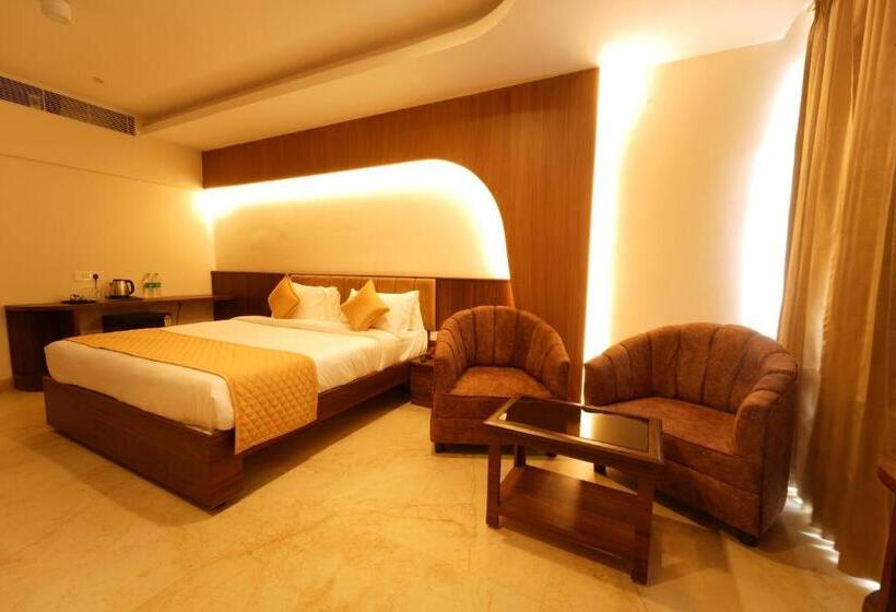 Hotell Tsr Vivitha Grand