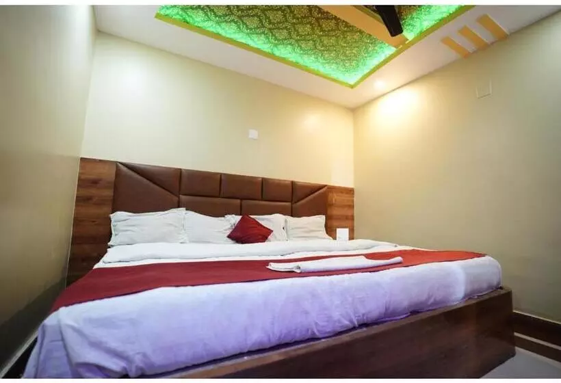 Mor Hotel Ashray Behind Swargadwar Lift  Wifi With Restaurant Facilities Near Golden Beach & Temple