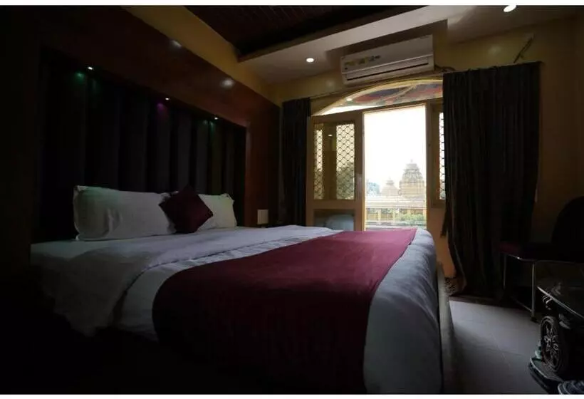 Mor Hotel Ashray Behind Swargadwar Lift  Wifi With Restaurant Facilities Near Golden Beach & Temple