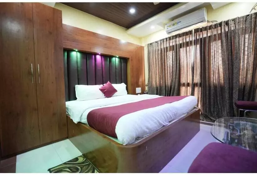 Mor Hotel Ashray Behind Swargadwar Lift  Wifi With Restaurant Facilities Near Golden Beach & Temple