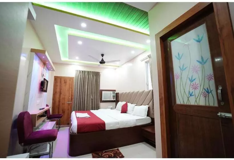 Mor Hotel Ashray Behind Swargadwar Lift  Wifi With Restaurant Facilities Near Golden Beach & Temple