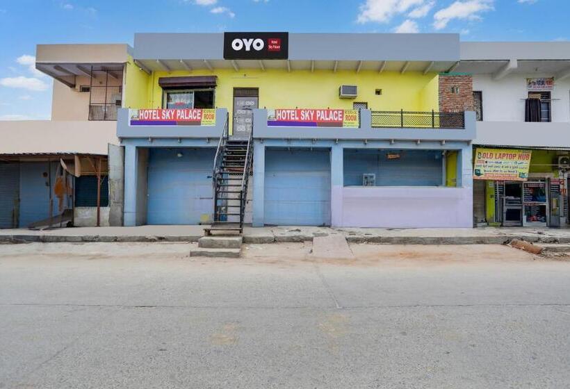 Oyo Hotel Sky Palace