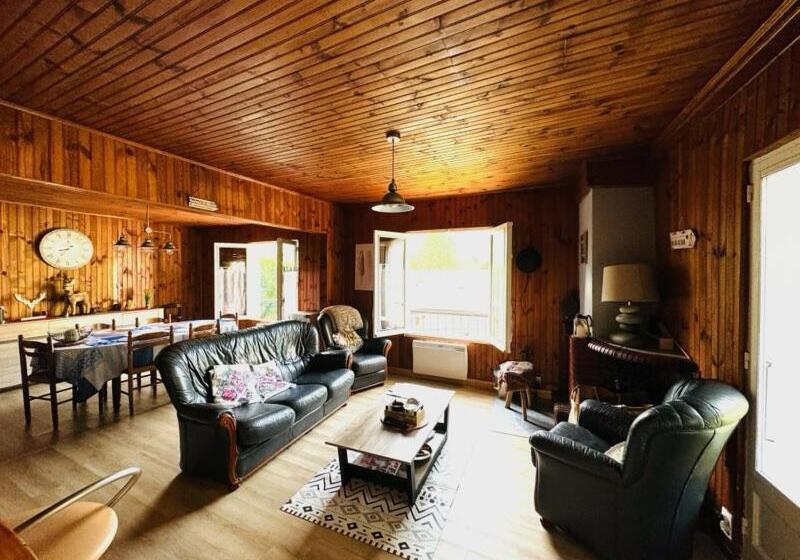 بنسيون Chez Marianne Et Michel