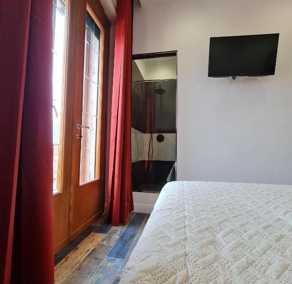 پانسیون Ricci 16 Suite & Rooms