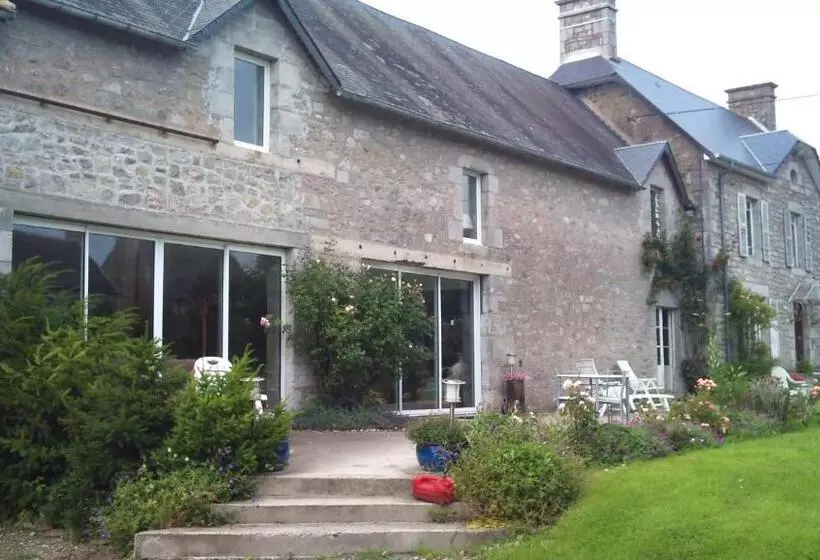 Aamiaismajoitus (B&B) Chambre D Hôtes La Closerie