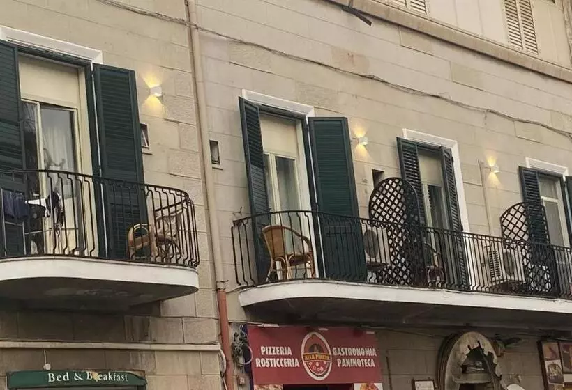 تختخواب و صبحانه Il Balcone Sullo Stretto